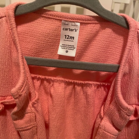 Lot of 2 Carter’s 12 month baby girl sweaters - Picture 2 of 5